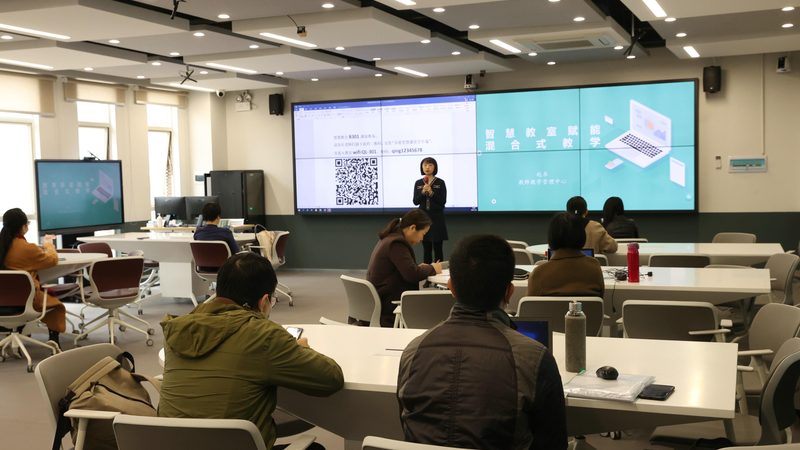 以下以某机构为例，对其课程体系、师资配置等方面进行简要分析：