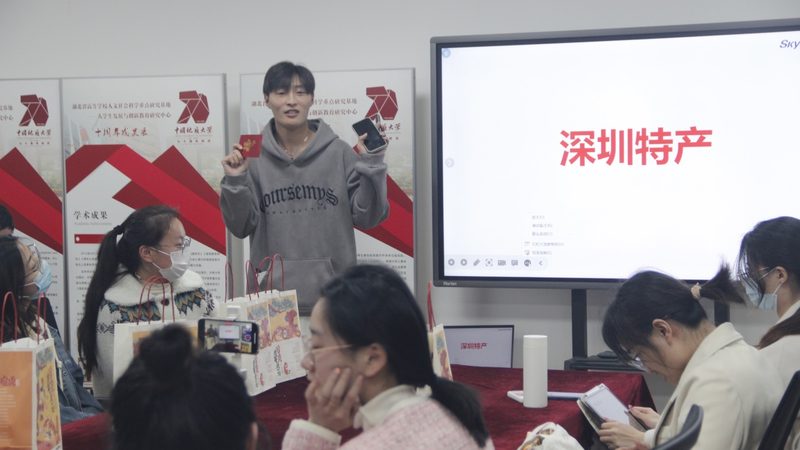 上班族学历提升，专升本与自考的路径选择解析