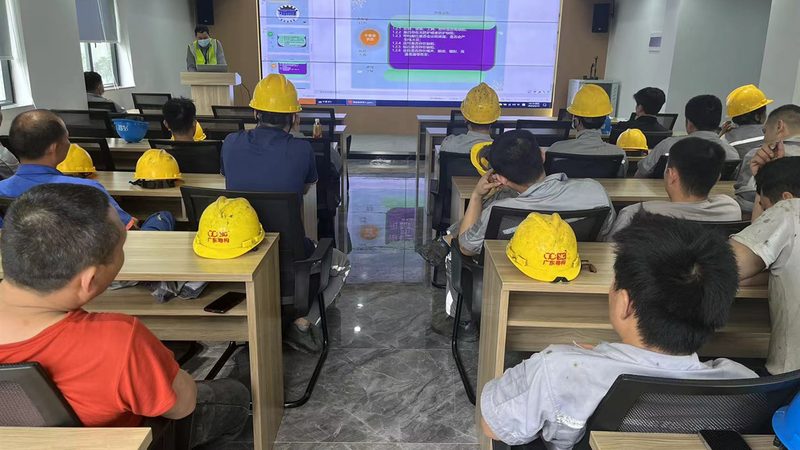 北京学历提升机构：如何规避误区，选择适合自己的学习路径
