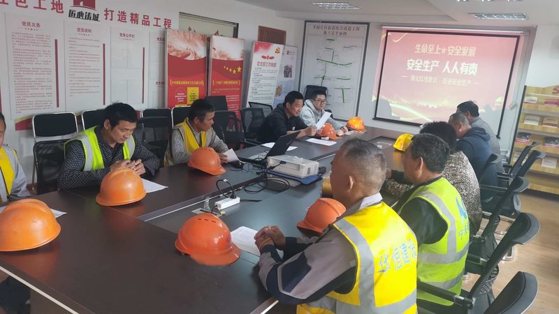 以下是一些在上海具有较高知名度和口碑的少儿编程品牌：